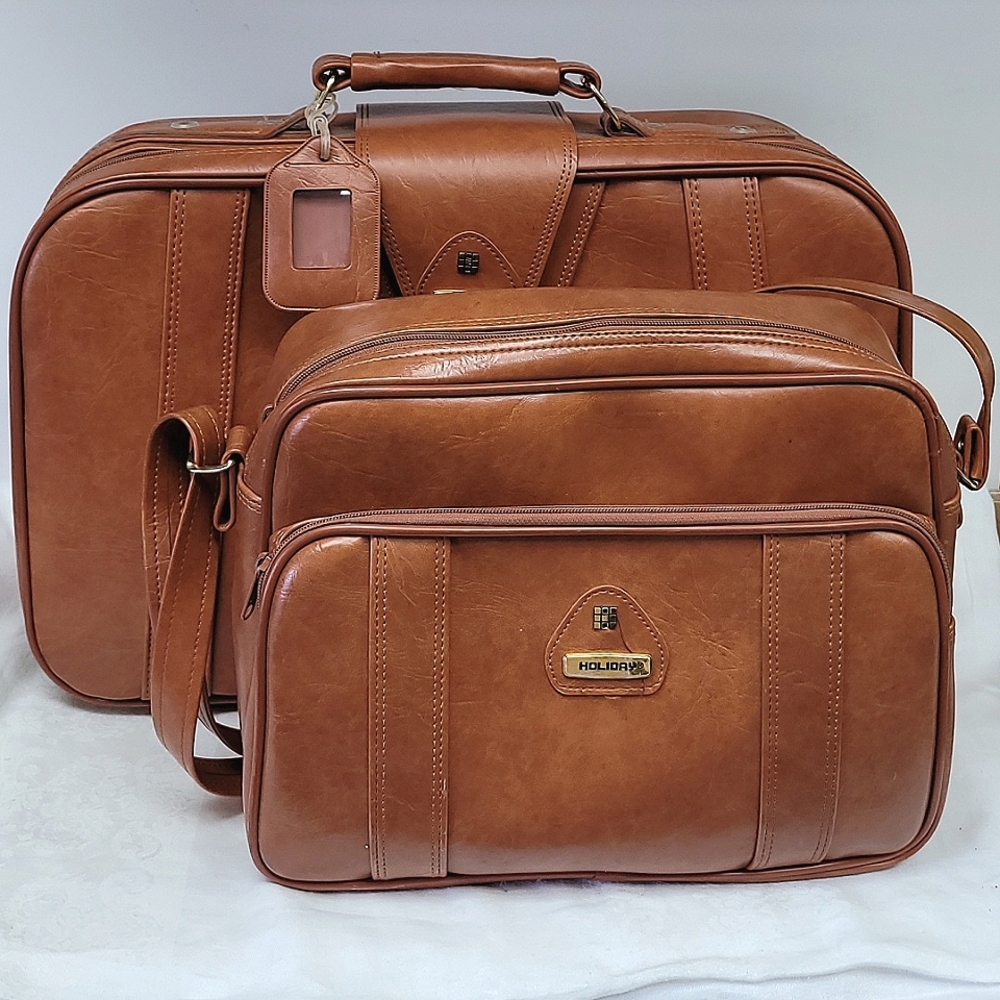 Vintage "Holiday" brand 2 piece faux leather luggage set made in Korea
